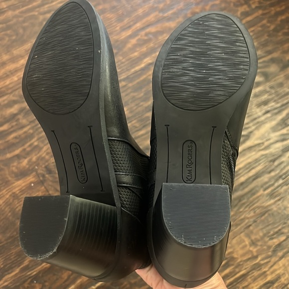 Kim Rogers Black Bootie Worn once! - Picture 4 of 5